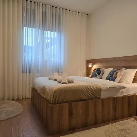 Waterfront By Business Apartment Belgrade
