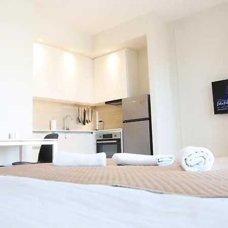 Waterfront By Business Apartment Belgrade