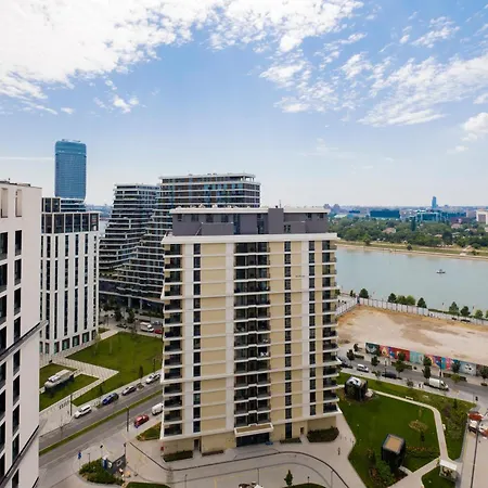 Waterfront By Business Apartment Belgrade