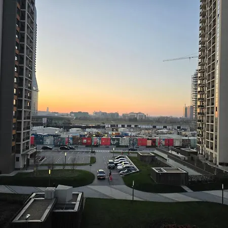 Waterfront By Business Apartment