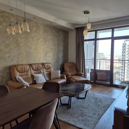 Waterfront By Business Apartment *